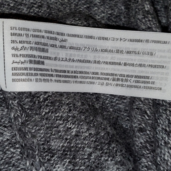 HOLLISTER big cat snow leopard pullover sweater size medium - Picture 4 of 5